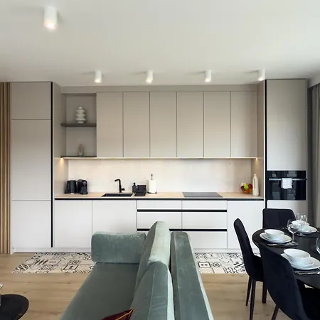 شقة Urban Premium Sokolska 30a Towers No 28, Free Garage, Gym & Sauna, Self Check-in كاتوفيتسه