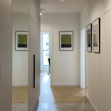 Urban Premium Sokolska 30a Towers No 28, Free Garage, Gym & Sauna, Self Check-in Апартаменты