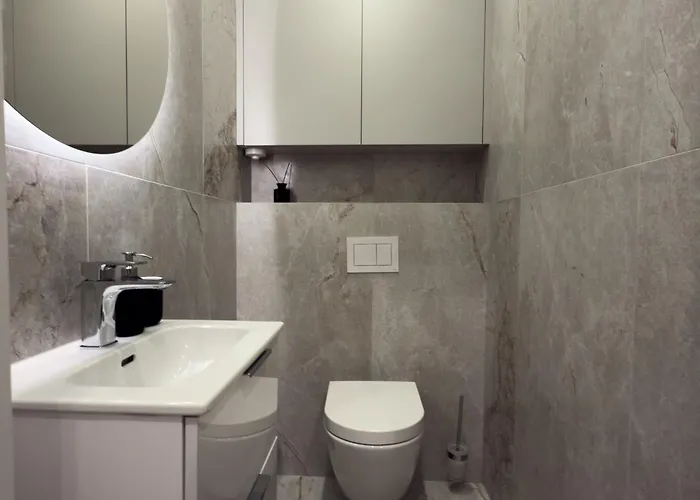 Urban Premium Sokolska 30a Towers No 28, Free Garage, Gym & Sauna, Self Check-in *